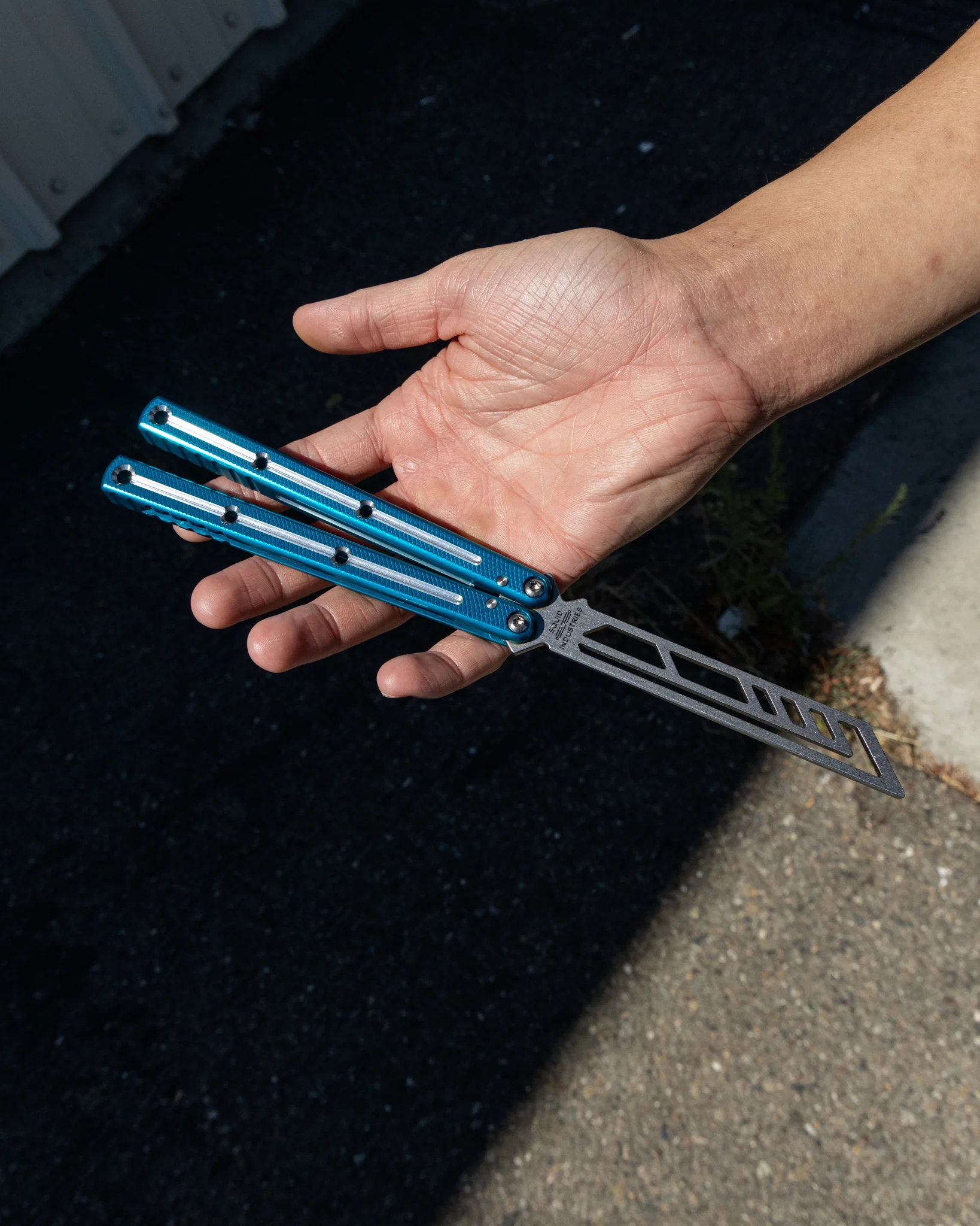 Dual-Tone Krake Raken Trainer V3 - Image 3