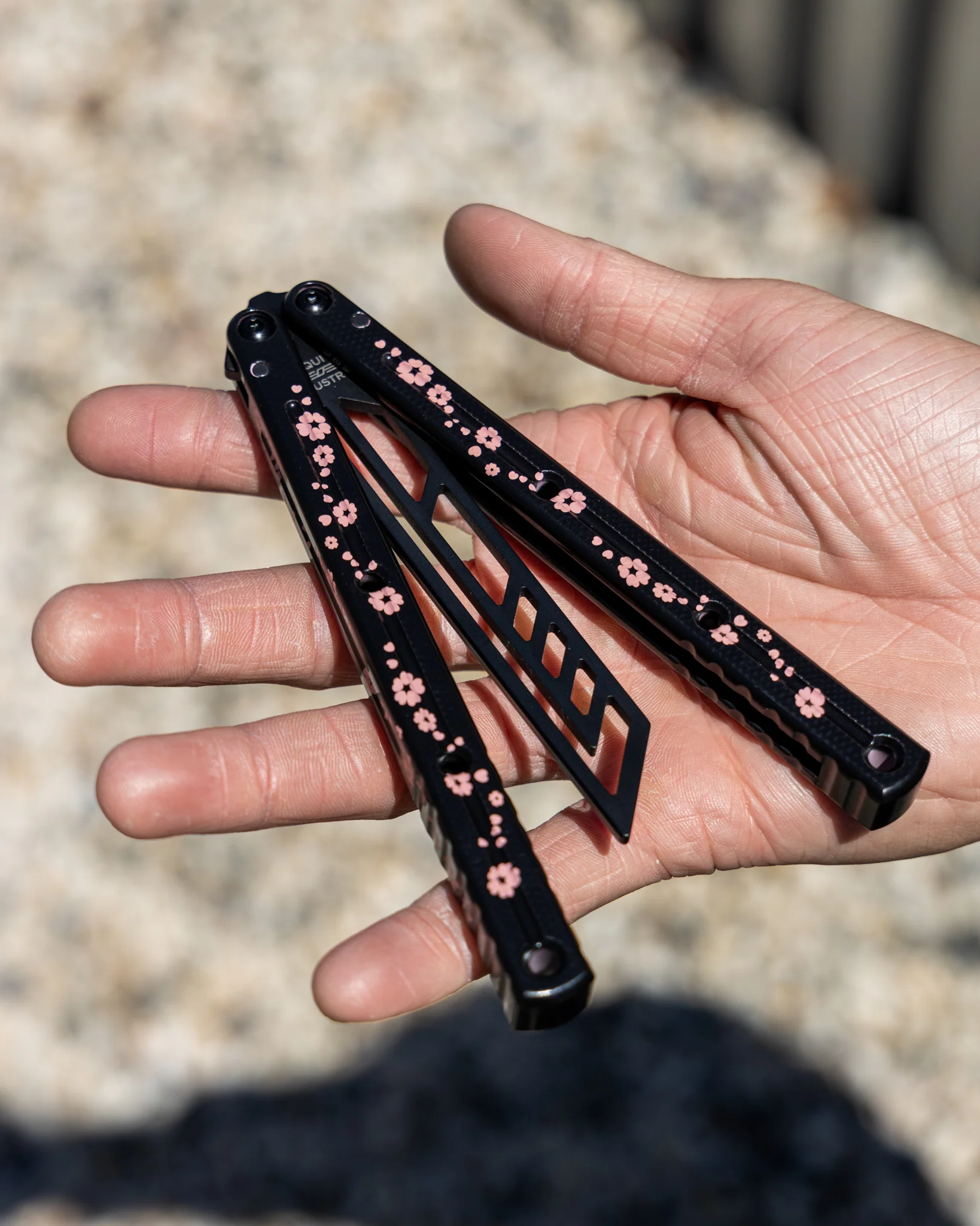 Sakura Krake Raken Trainer - Image 4