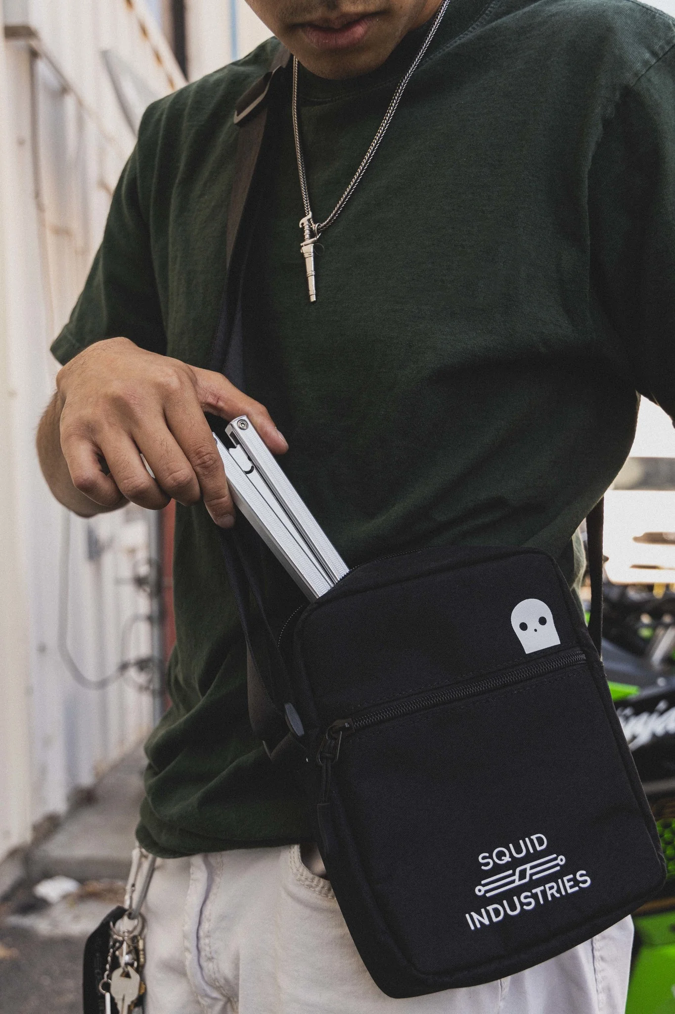 Squid Industries Crossbody Shoulder Sling Bag V2 - Image 7